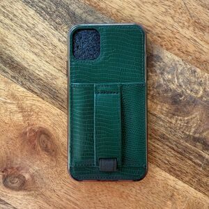 Walli Case iPhone 11 Vivienne Green by Chris Loves Julia